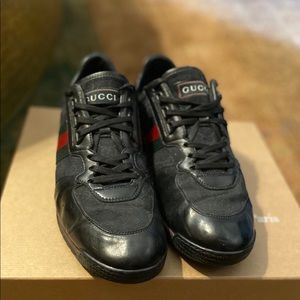 Authentic Gucci Men(Unisex)Sneakers good condition
